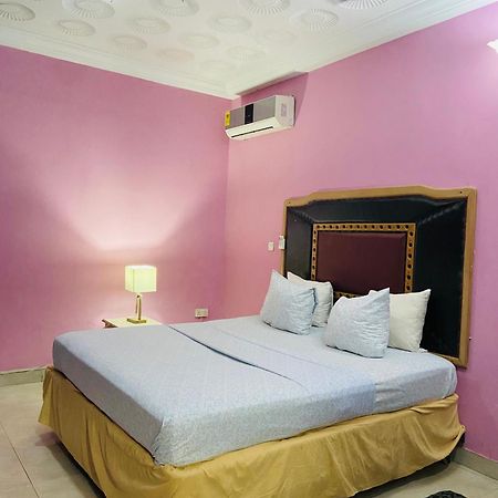 Heaven Gate Hotel Accra Kültér fotó